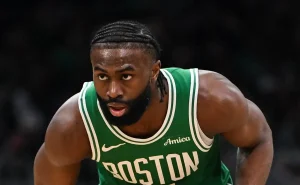 Jaylen Brown din Celtics îl critică pe LeBron James pentru o acţiune din timpul meciurilor
