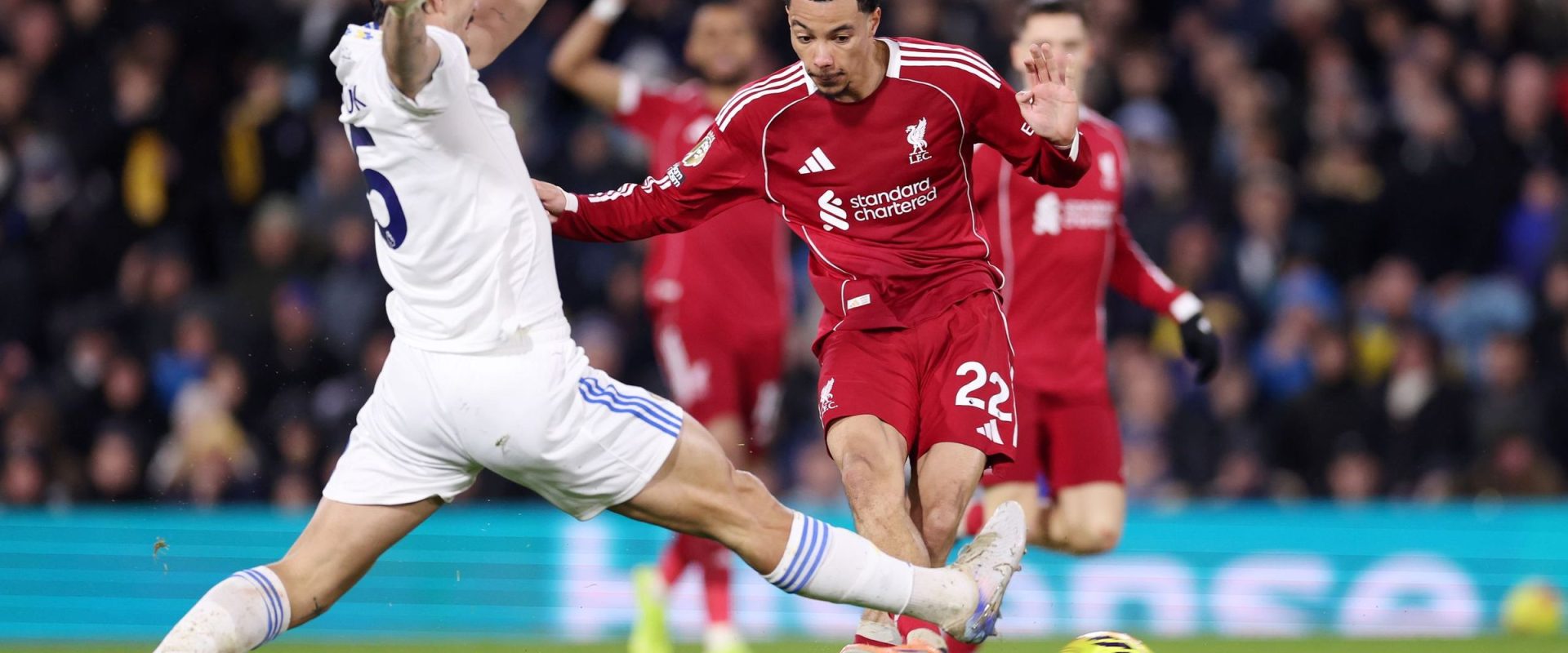 Liverpool, remiză dramatică pe terenul lui Leeds! "Cormoranii" au condus cu 2-0 și 3-2, dar au ratat victoria în prelungiri