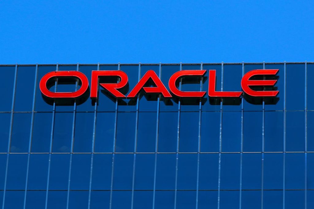 Oracle made a $300 billion bet on OpenAI. It's paying the price.