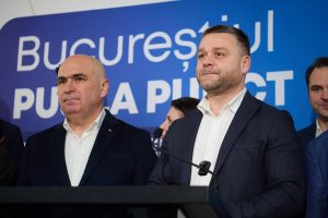Primarul nou ales al Bucureștiului primeşte mandat să oprească fanfara şi să salveze Titanic