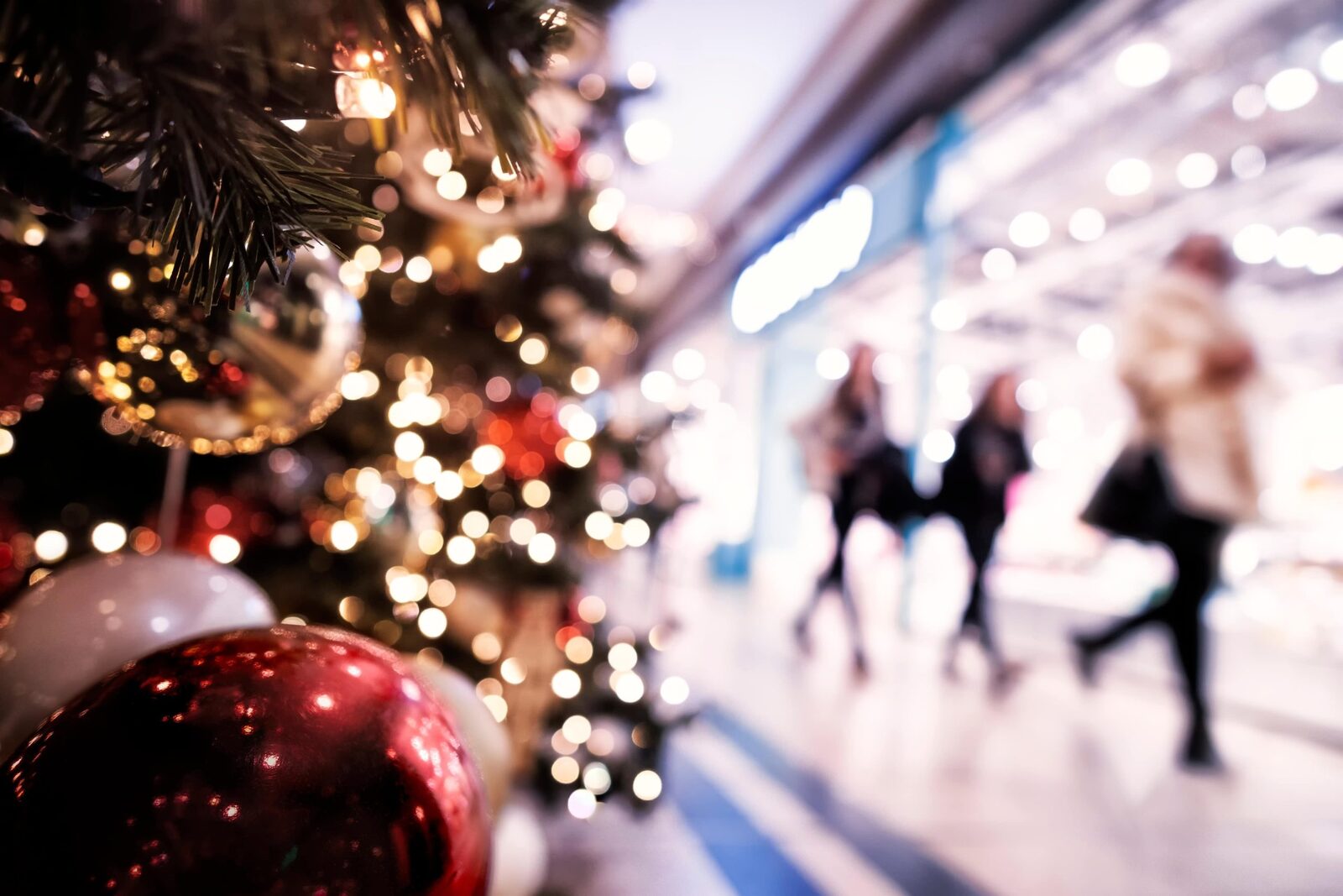 Programul sărbătorilor mall-urilor din București: doar unul rămâne deschis în Crăciun