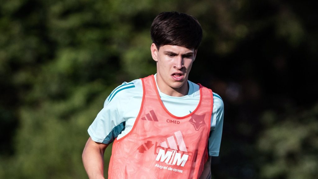 Rayan Lelis, jogador do Cruzeiro (foto: Gustavo Aleixo/Cruzeiro)