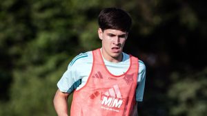 Promisiunea Cruzeiro debutează ca titular în profesionist împotriva lui Santos