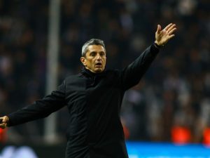 Răzvan Lucescu a trăit un meci tensionat în Grecia: PAOK a câștigat cu 1-0 în minutul 90