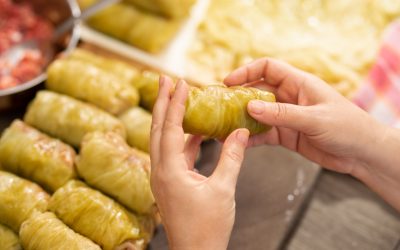 Cele mai bune rețete de sarmale pentru Crăciun: Ce combinații de carne și condimente recomandă bucătarii experimentați