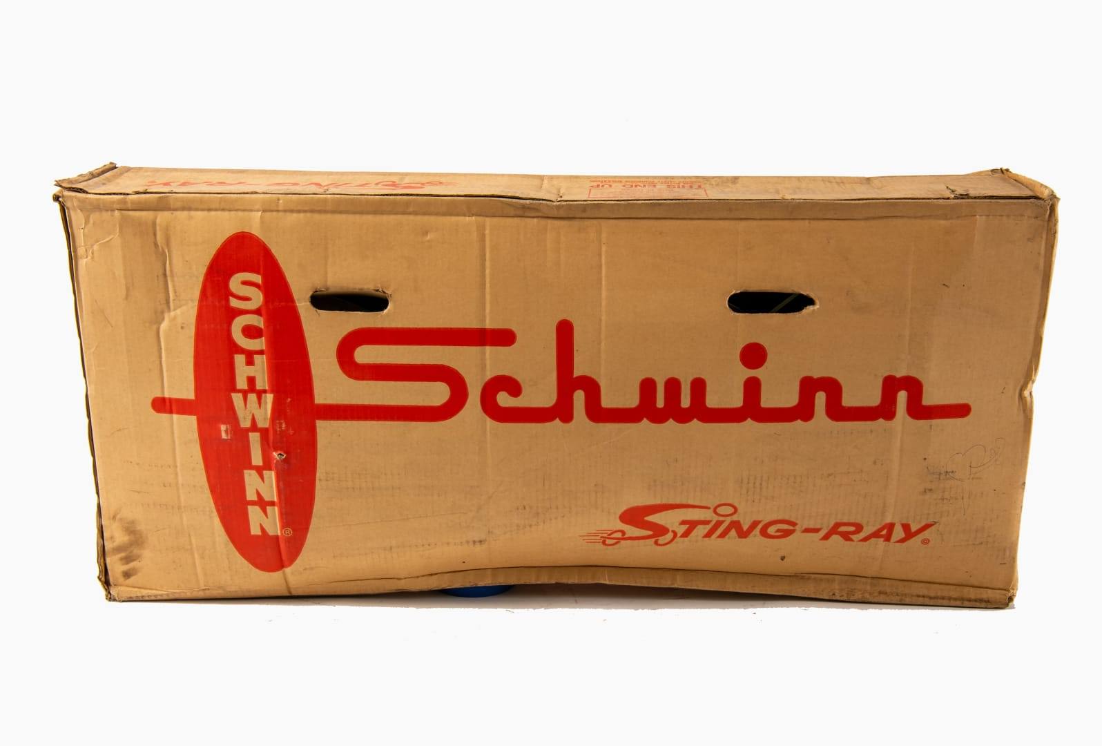 Schwinn Sting‑Ray “Orange Krate” încă în cutia de fabricație