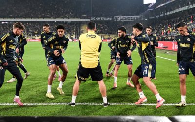 Tedesco'dan sürpriz karar: 16 yaşında derbi kadrosunda