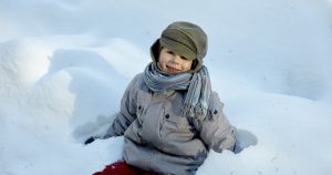 Temperatura scade brusc, apare ninsori; meteo prevede viscol și zăpadă de 15‑20 cm