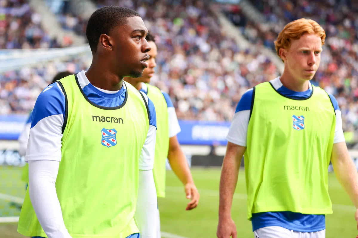 Trainer van Ajax-huurling: 'Iedereen verklaart me voor gek dat hij hier is'