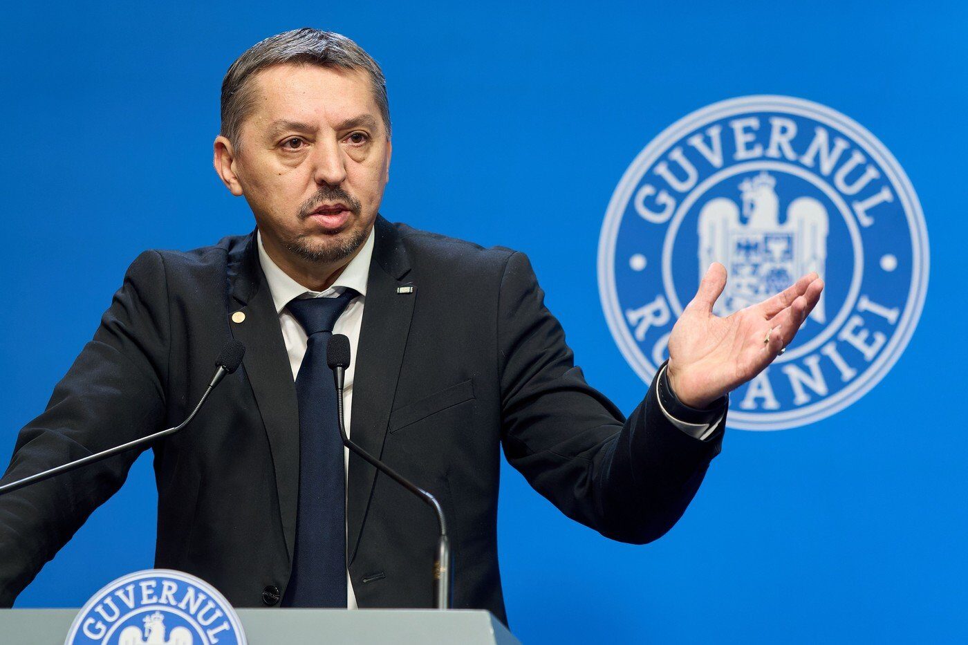 Urgent: Daniel David își dă demisia de la Ministerul Educației, la cererea lui Ilie Bolojan