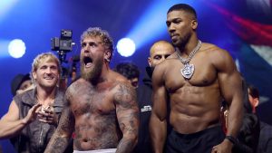 Urmărește online lupta Jake Paul – Anthony Joshua: Cardul de box de azi în direct