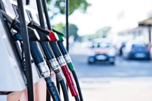 Carburanții se ieftinesc de Anul Nou: Prețuri pentru 31 decembrie