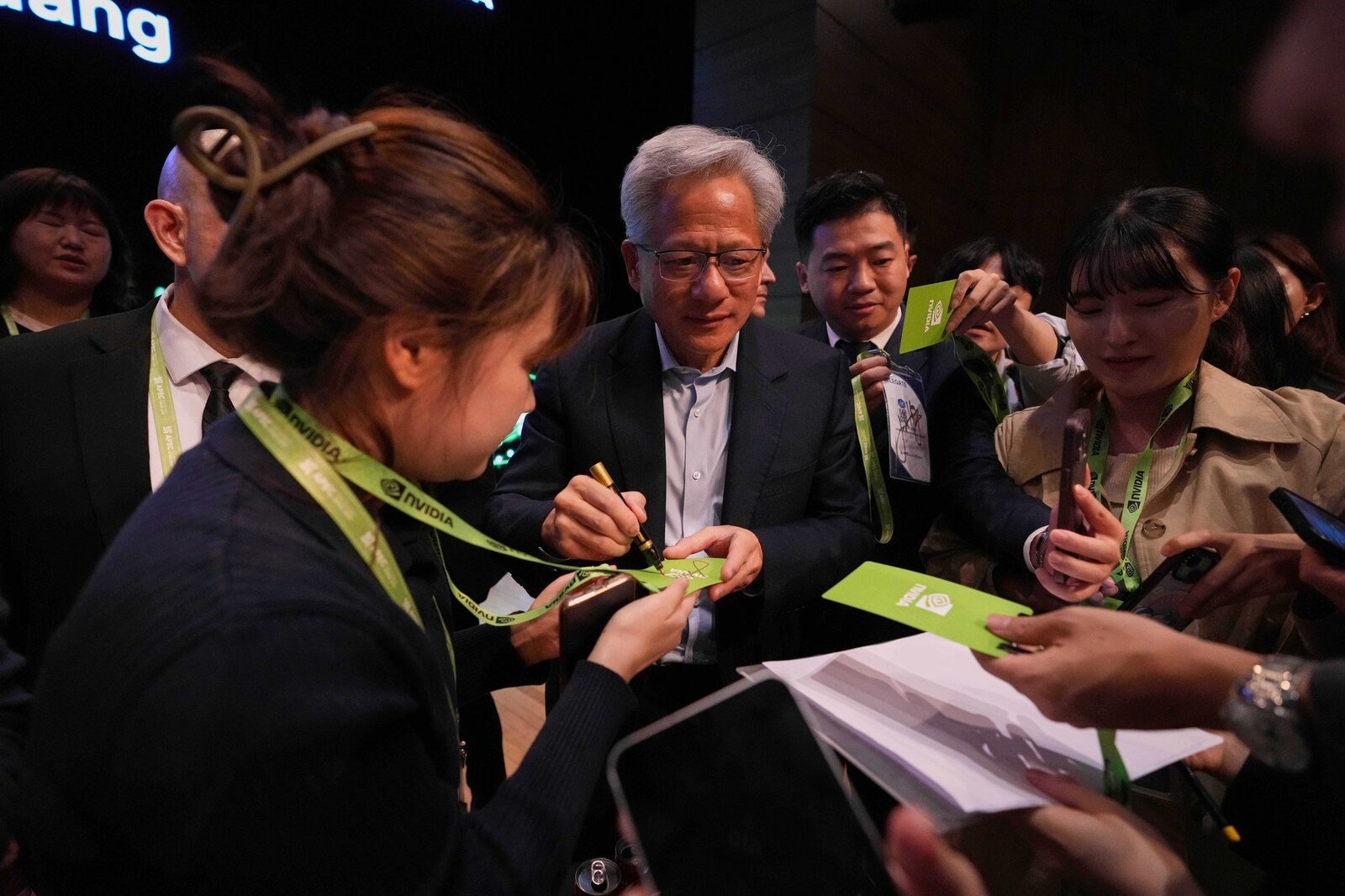 Nvidia: China ridică un spital în 3 zile, SUA necesită 3 ani pentru un centru de date