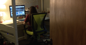 Cadouri ce pot duce la jocuri de noroc? Avertismente despre cutii de recompense și bilete de loterie