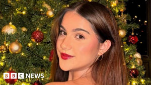 Grok AI al lui Musk, controversă: O femeie acuză de dehumanizare