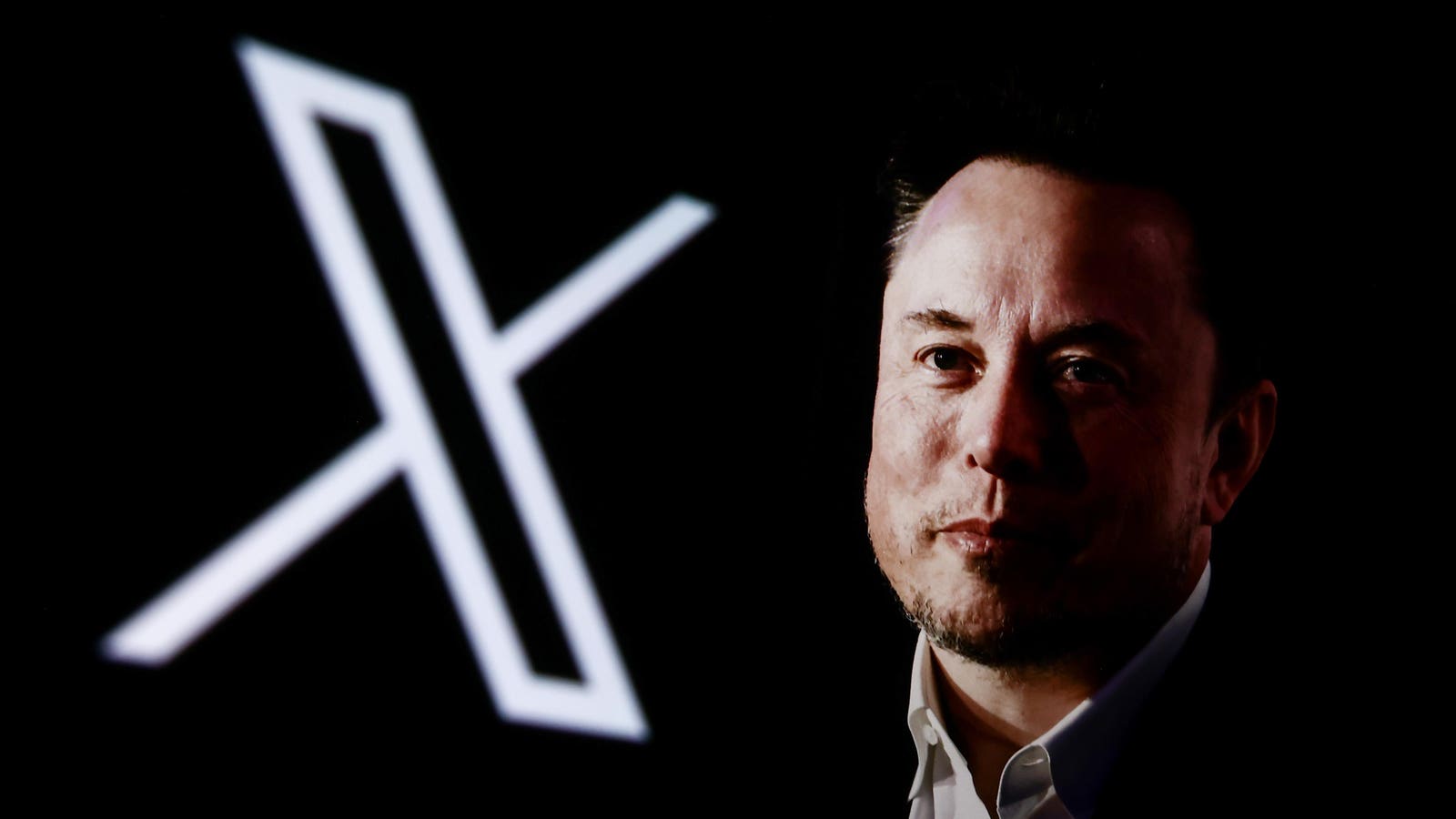 Zeci de mii de utilizatori, afectați de căderea platformei lui Elon Musk