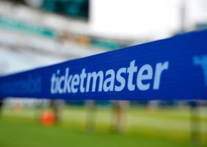 Ticketmaster, acuzată în Quebec de practici abuzive cu taxe ascunse