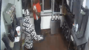 Poliția din Goldsboro caută ajutorul cetățenilor în cazul unui jaf KFC