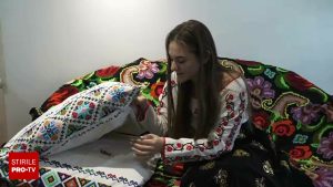 „Tradiții de Bobotează în Timiș: Fetele vorbesc cu apele, preotul vine cu Iordănitul”