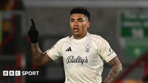 FA Cup LIVE: Terenul de joc se animă cu Wrexham vs Nottingham Forest