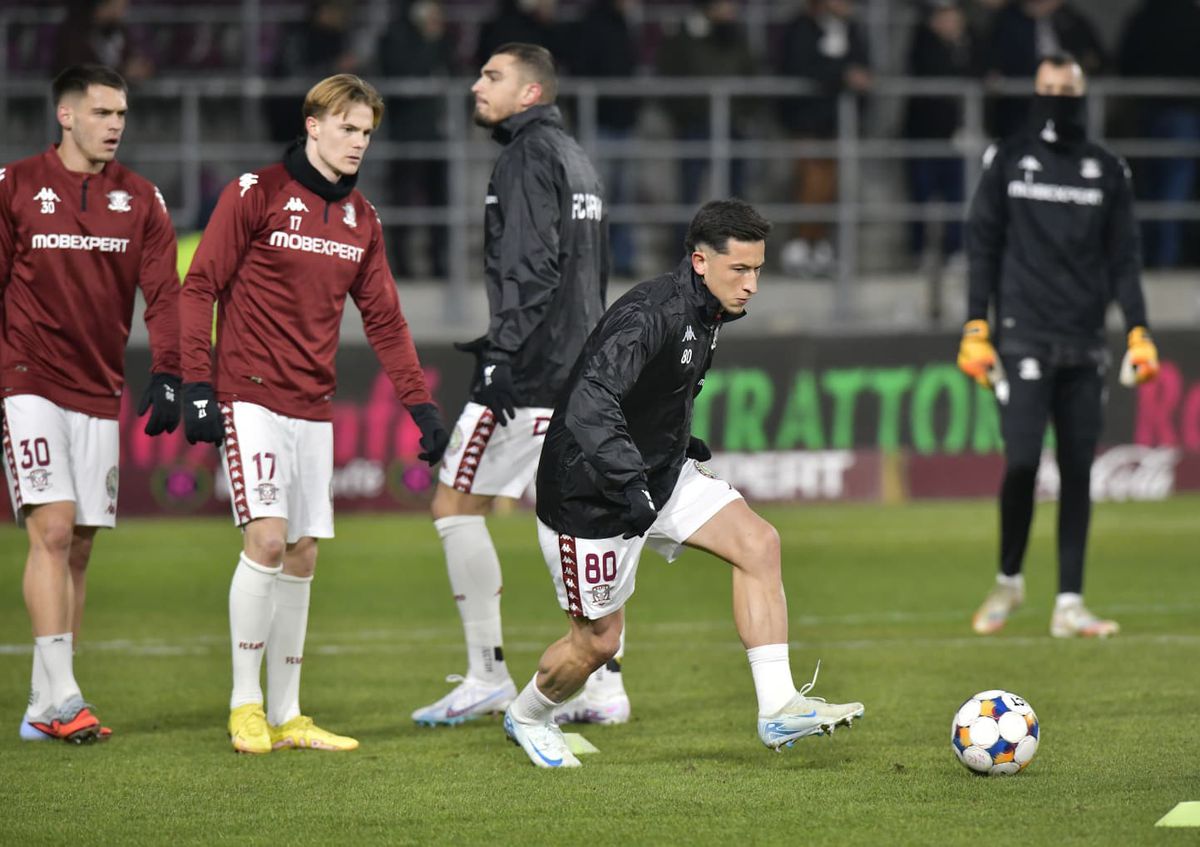 Rapid și U Cluj se duelază în Giulești: Moruțan își face debutul!