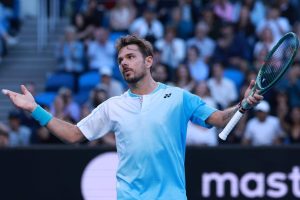 Wawrinka continuă maratonul de la Australian Open după o victorie epică