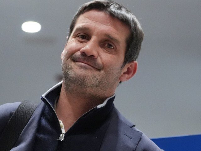 Barcelona provoacă șoc: transferul lui Cristi Chivu, finalizat!