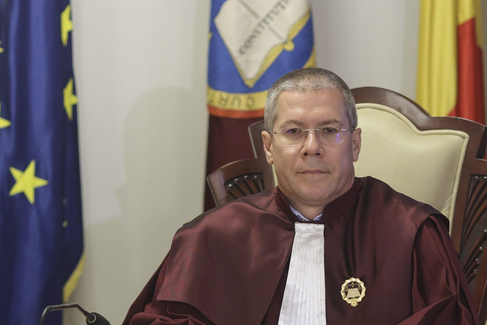 Judecătorul Dacian Dragoș și taina ieșirii sale din firmă: explicații legale