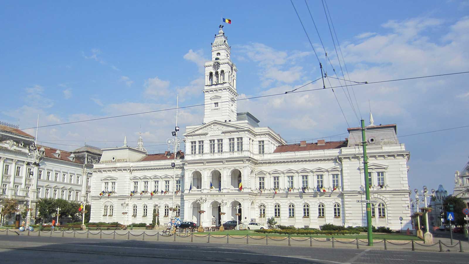 Politicienii TikTok au risipit peste 90.000 de lei din bugetul local