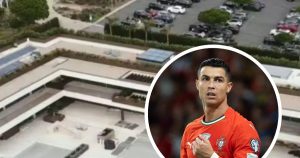 Ronaldo își prezintă mega vila de 34,5 milioane de euro: aur și sticlă