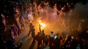 Iran, pregătit de război, dar deschis la negocieri cu SUA; sute de morți în proteste