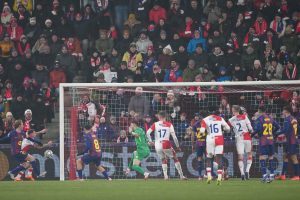 Slavia Praga destabilizează Barcelona în duelul pentru top 8