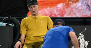 Sinner în pericol de abandon la Australian Open, salvat de Cahill