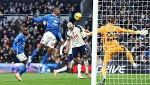 Tottenham, doar egal cu Sunderland! Drăgușin în mijlocul incertitudinii