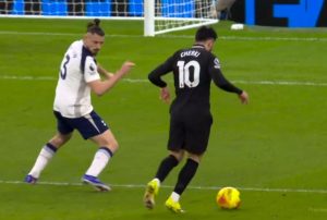 Radu Drăgușin, titular surpriză în echipa lui Tottenham!