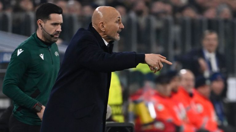 Spalletti, provocat de arbitrul auxiliar: „De ce suntem aici?”