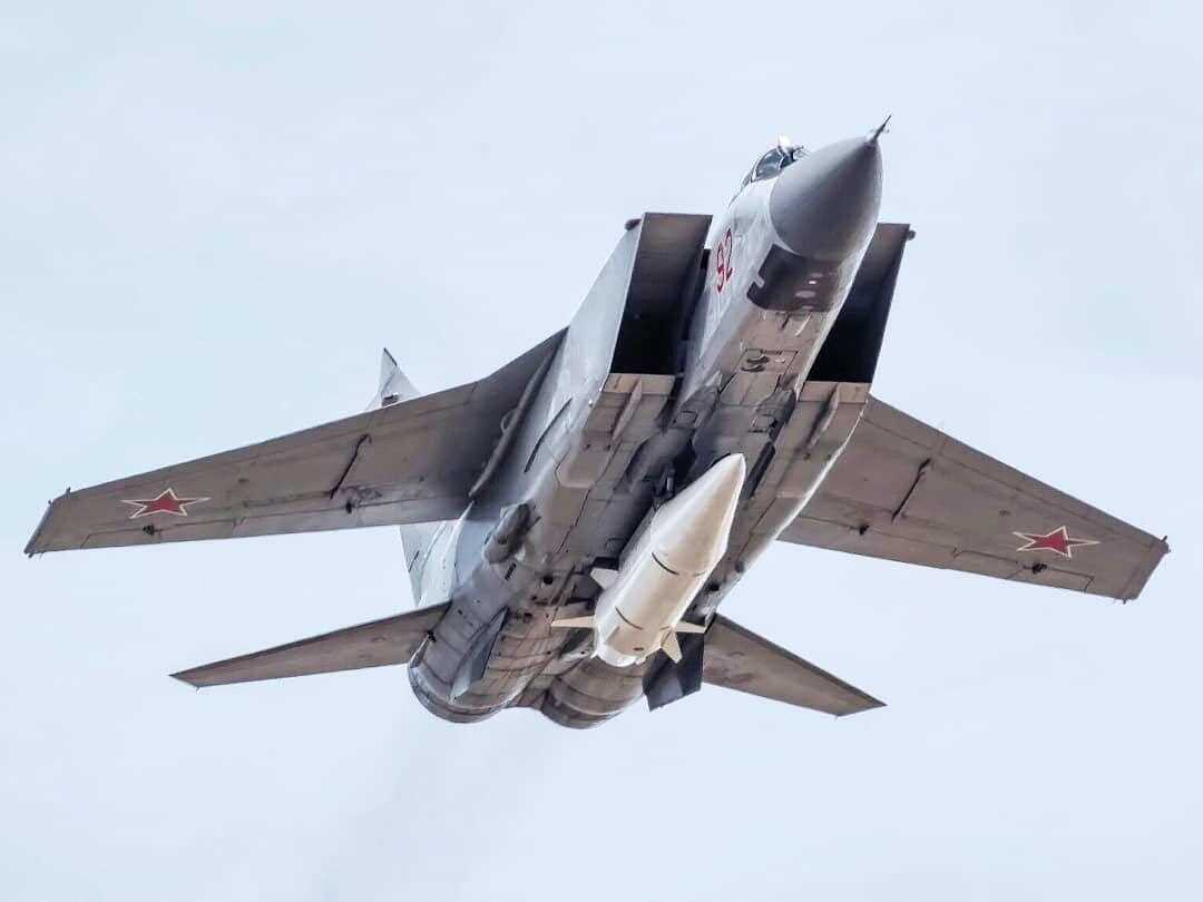 Rusia atacă Lviv cu rachete Kinzhal, apărarea le interceptă rapid