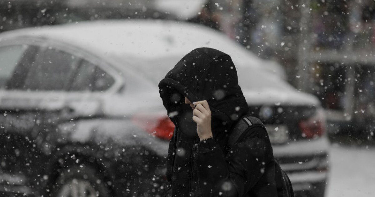 Iarnă aspră în România: ninsori și vânt turbat, ger extrem persistă