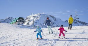 Vacanța de schi 2026: Județele fără cursuri și zilele libere ale elevilor