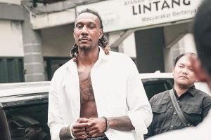 „Apel disperat: O femeie așteaptă ajutor pentru a ajunge la spital”