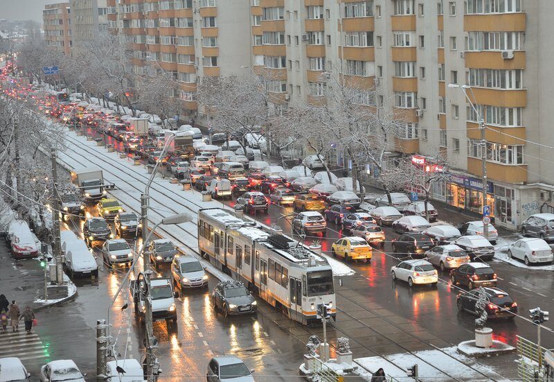 Atenție, bucureșteni! Vremea se schimbă radical în orele următoare