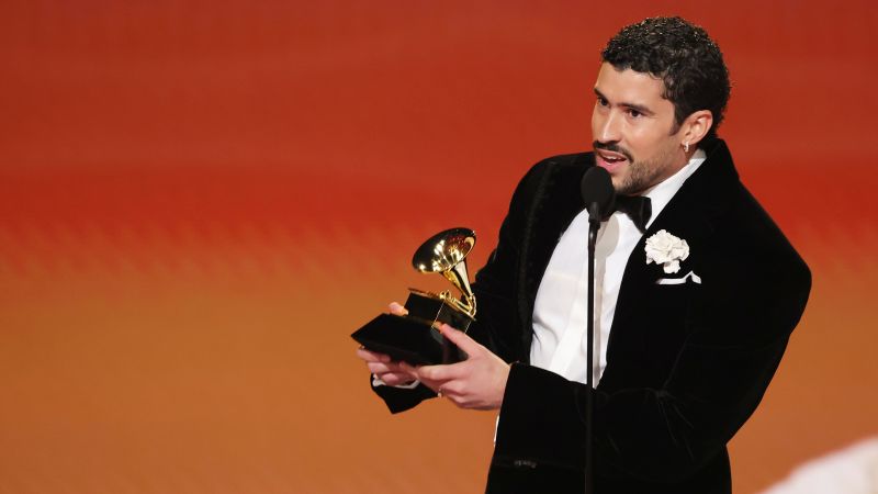 Bad Bunny critică acțiunile ICE în discursul de la Grammy