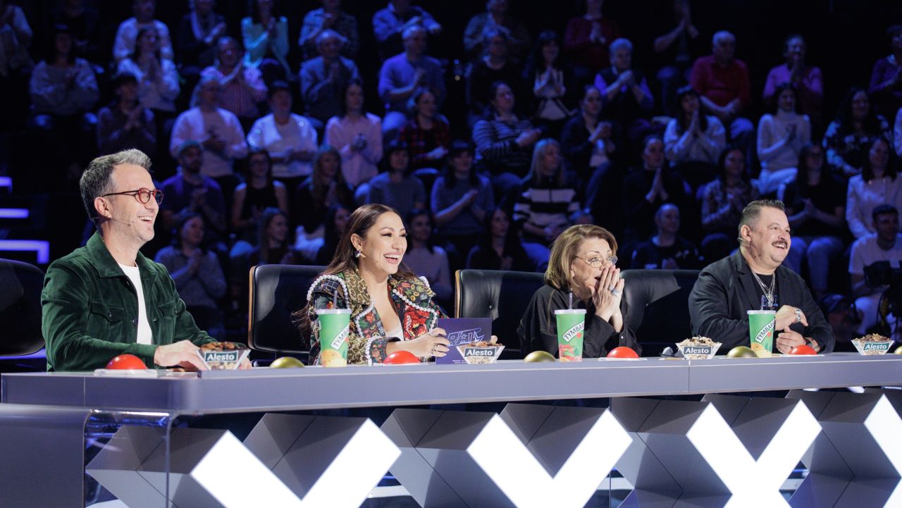 Andra obține Golden Buzz cu un dresaj canin spectaculos la X-Factor