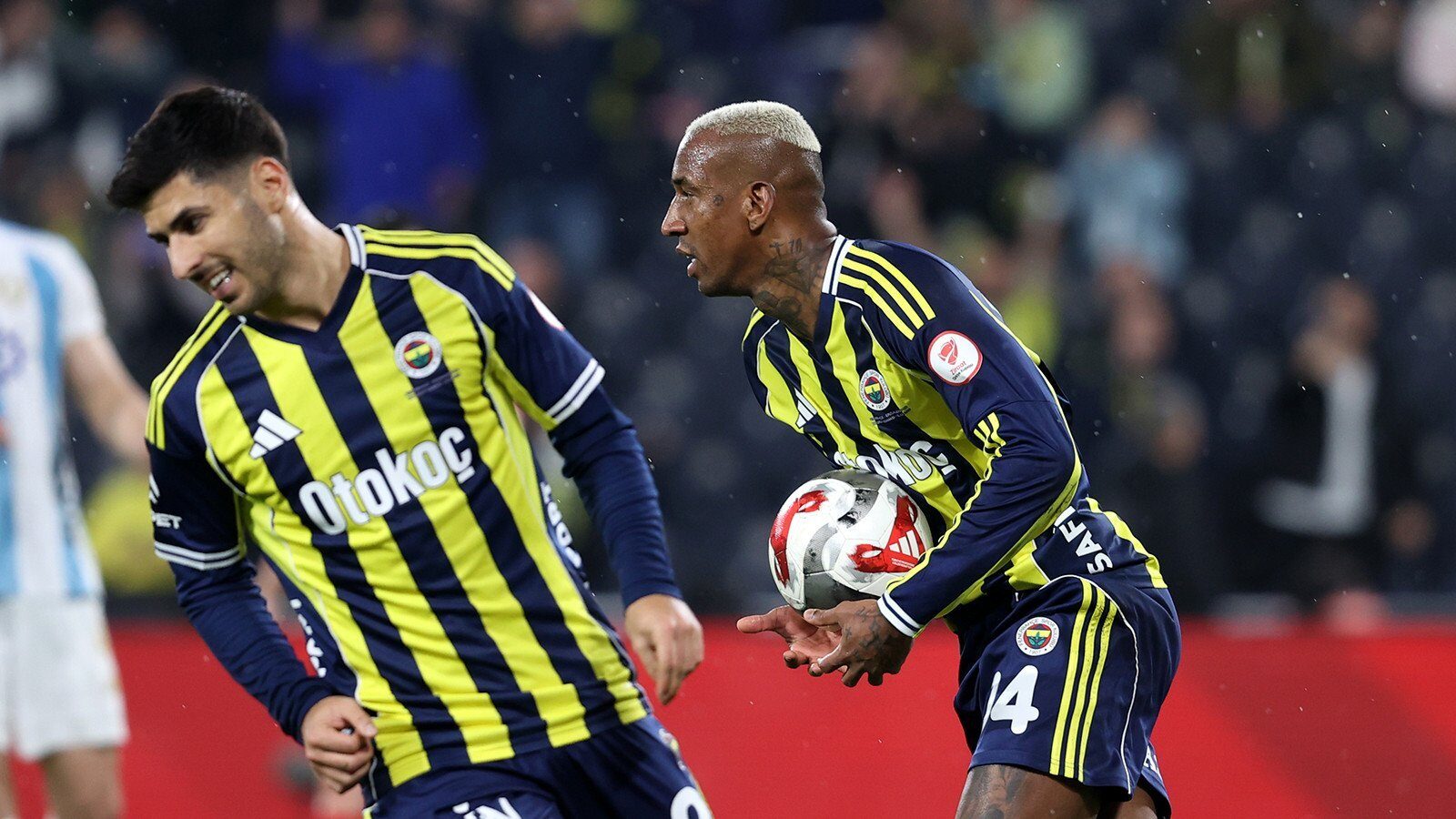 Fenerbahçe și Gençlerbirliği se confruntă în Super Lig, LIVE!