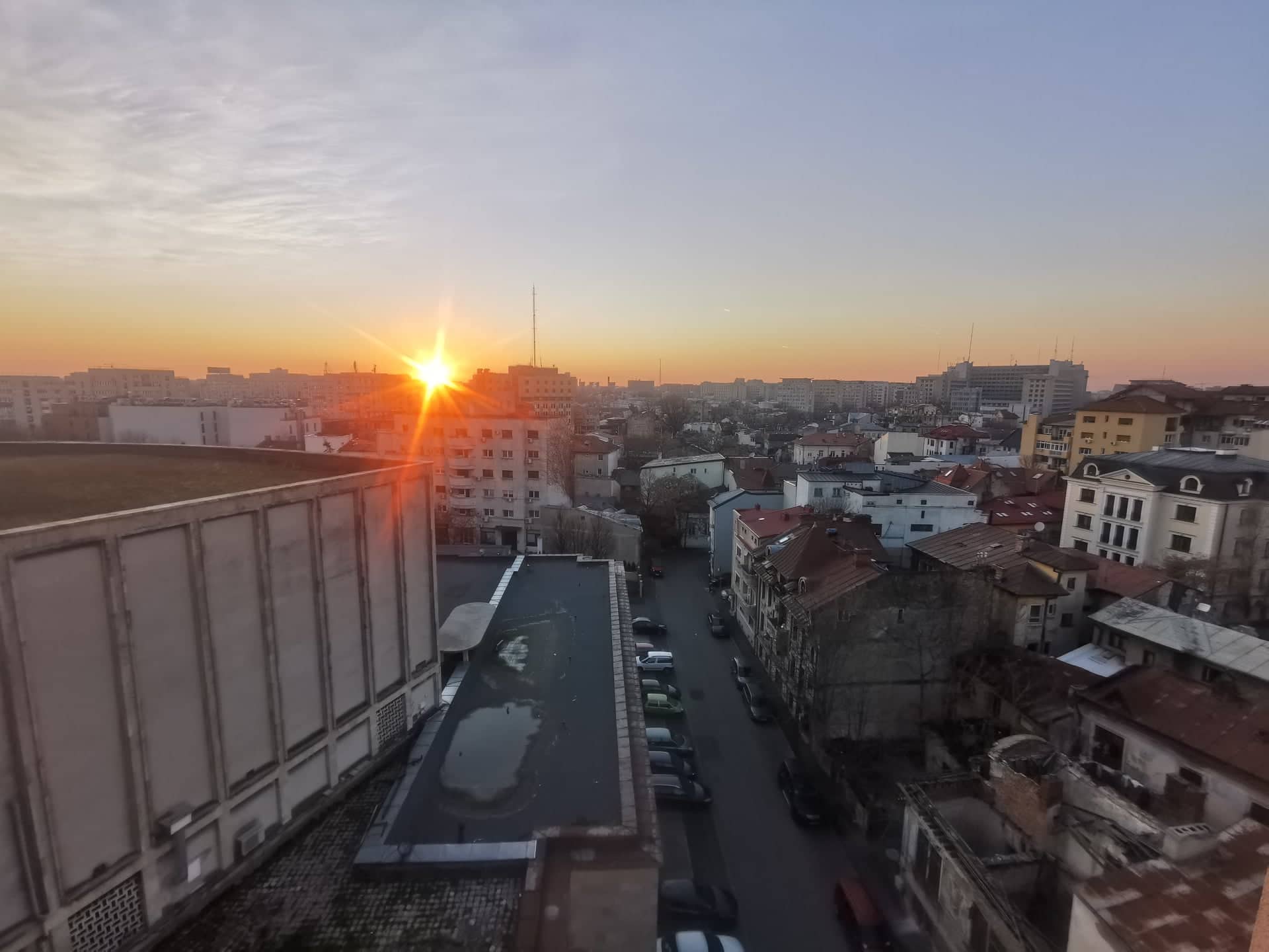 Vremea bună revine în București: Radiourile FM anunță temperaturi ideale