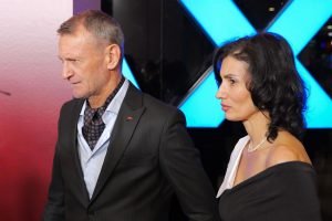 Gică Craioveanu, star de film: A venit cu noua iubită la premieră, în rol de senator