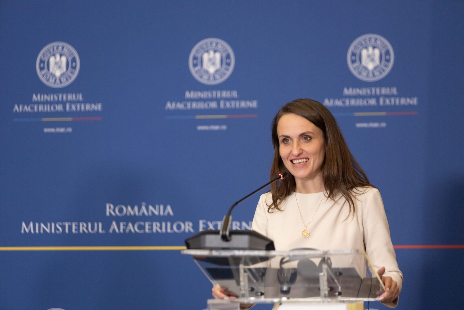 Țoiu: Niciun român rănit în Orient. Evacuarea posibilă, discutată cu Bolojan