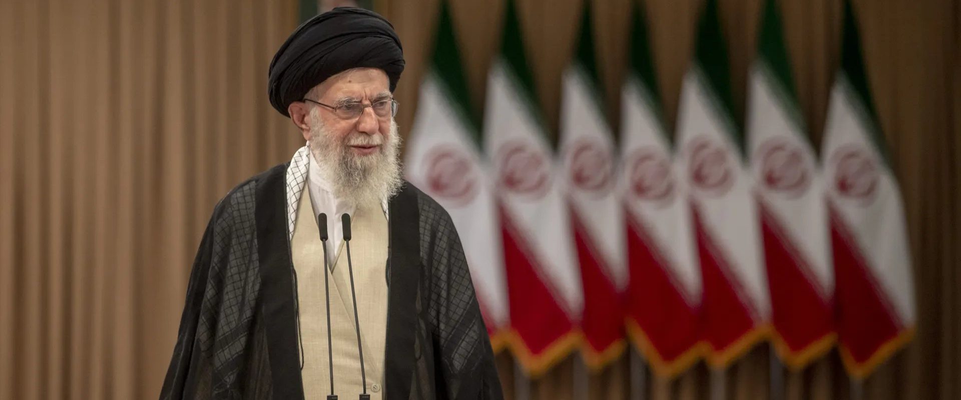 Cia a spionat activitățile lui khamenei: Unde locuia, cu cine s-a întâlnit, cum a comunicat