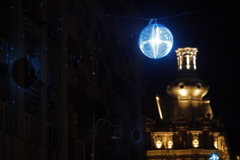 Salariul mediu brut depășește un nou record în București la final de 2025