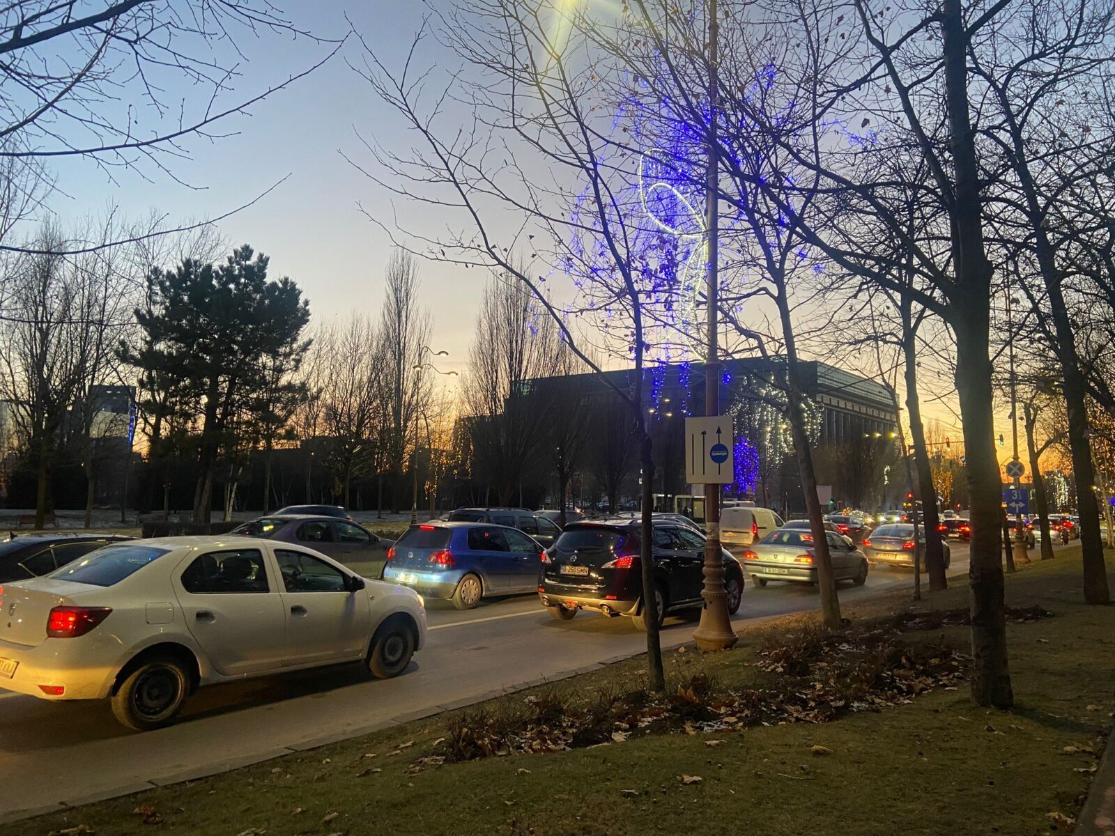 Controale rutiere ineficiente pe benzile STB: Doar opt șoferi amendați zilnic